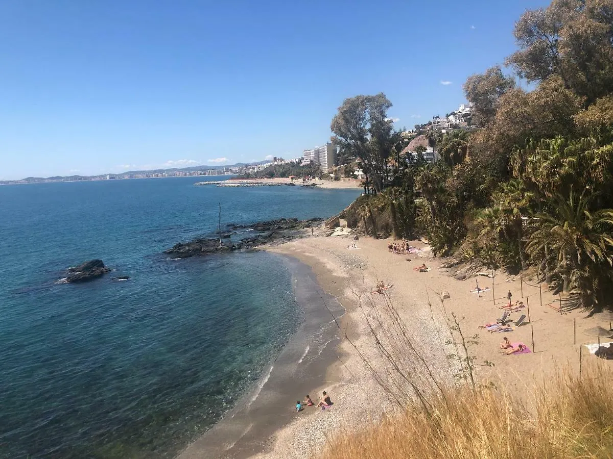 Seaview Apartment With Great Amenities & Facilities Benalmadena